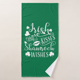 Irish Kisses and Kleeblatt Wish Badehandtuch