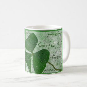 Irish Kleeblatt Word Cloud in Rain Kaffeetasse