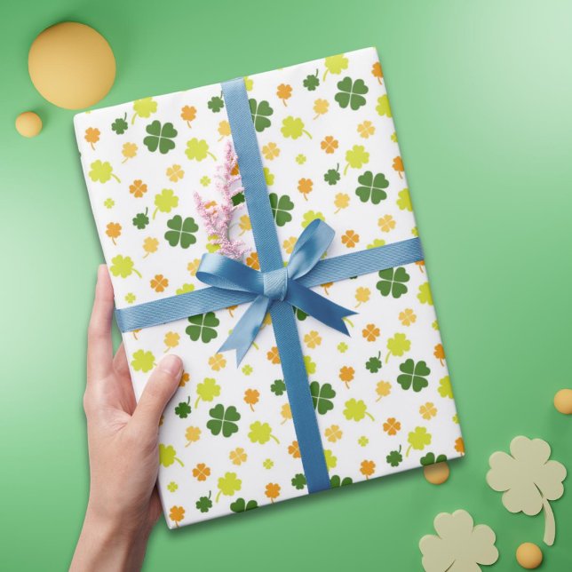 Irish Kleeblatts Clovers Geschenkpapier (Von Creator hochgeladen)