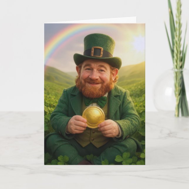Irish Leprechaun Holding a Gold Coin Karte (Vorderseite)