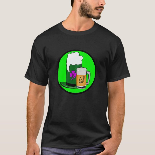 Irish lucky shamrock with beer mug St Patrick's Da T-Shirt (Vorderseite)