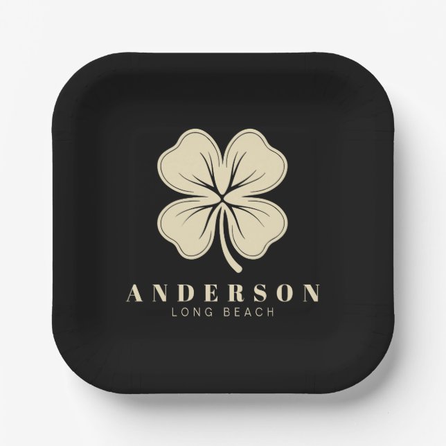 Irish Lucky Vierblättriges Kleeblatt mit Name Blac Pappteller (Vorderseite)