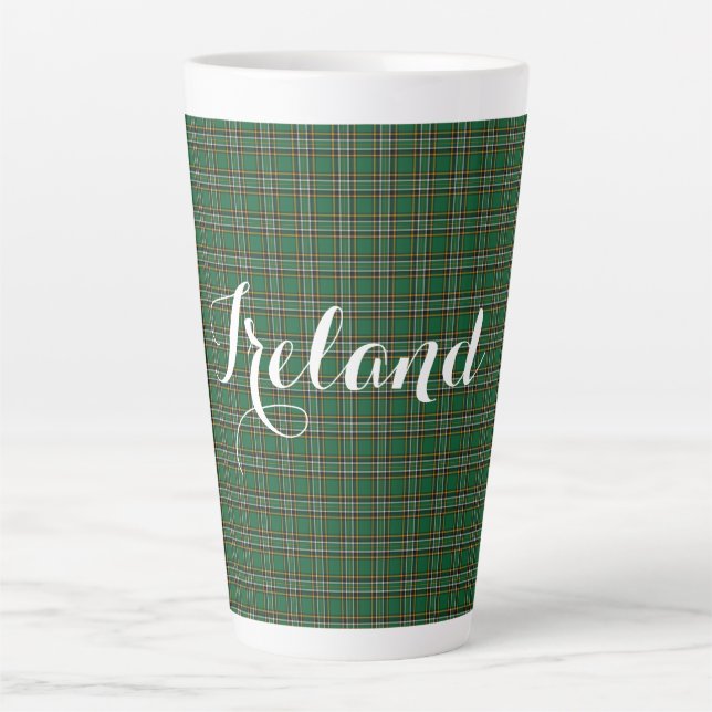 Irish National Tartan & Customizable Text Milchtasse (Vorderseite)