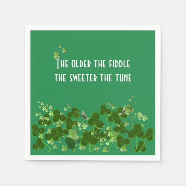 Irish Proverb on Green mit Kleeblättern Serviette (Vorderseite)