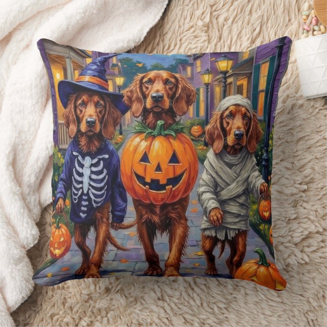 Irish Red Setter Trick-or-Treating Halloween Kissen (Decke)