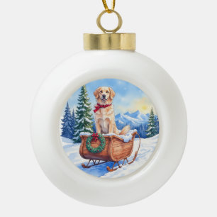 Irish Setter genießt Weihnachts-Schlittenfahrt im  Keramik Kugel-Ornament