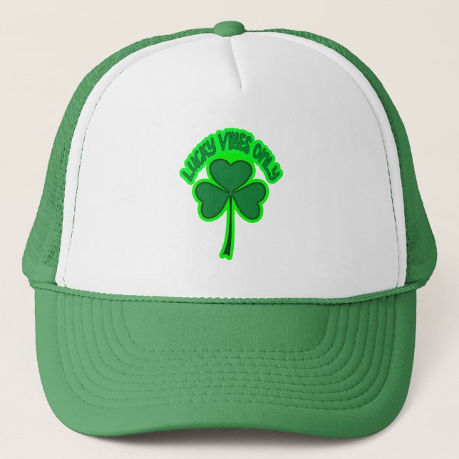 Irish Vibes St Patrick’s Day Shirt – boné Truckerkappe (Vorderseite)