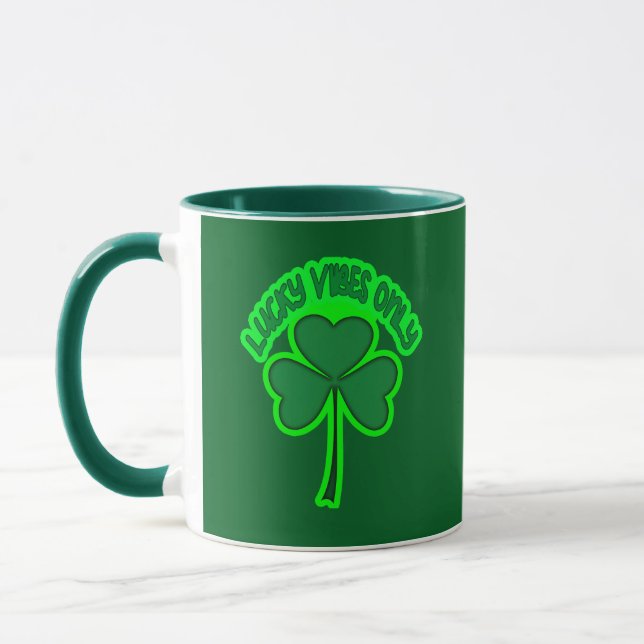 Irish Vibes St Patrick’s Day Shirt – caneca Tasse (Links)