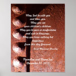 Irish Wedding Segen, Ehe Rusty Metal Print Poster<br><div class="desc">Das ist eine schöne irische Hochzeit / Heiratszusage. Es beginnt mit "Möge Gott bei dir sein und dich segnen" und endet mit "Möchtet ihr nichts außer Glück von diesem Tag an wissen". Es wird zu einem 11" x 14" Poster gemacht, mit einem Hintergrund unseres Originalfotos aus rostigem Metall. Im unteren...</div>