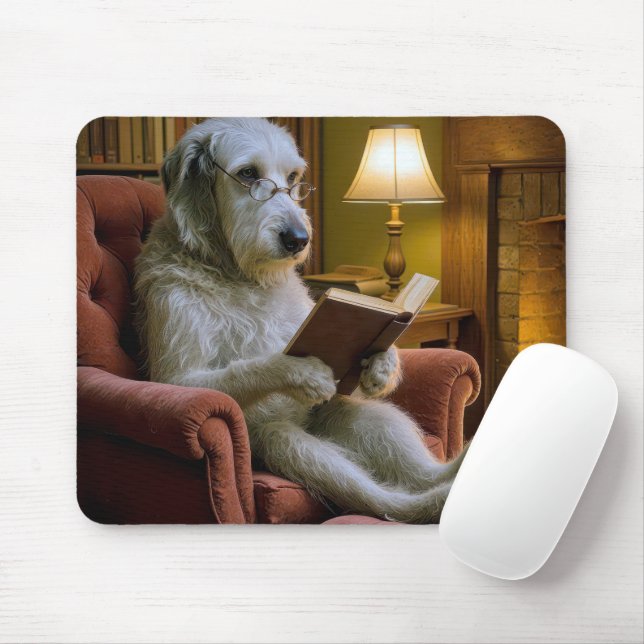 Irish Wolfhound Dog Reading a Book  Mousepad (Mit Mouse)