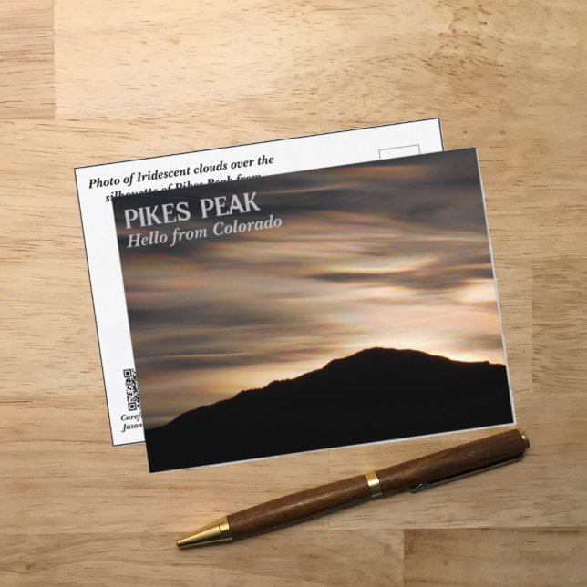 Irisierende Wolken über Pikes Spitzenposten der Si Postkarte (Von Creator hochgeladen)