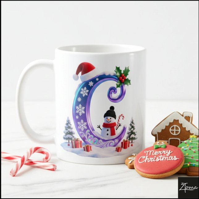 Irisierender Weihnachtsbuchstabe C mit Schneemann Kaffeetasse (Von Creator hochgeladen)