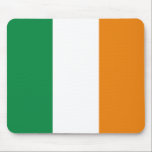 Irland Flag Mousepad<br><div class="desc">Dieses Mousepad-Design besteht einfach aus der irischen Flagge. Eine gute Möglichkeit,  sich an Irland zu erinnern,  während Sie am Computer.</div>