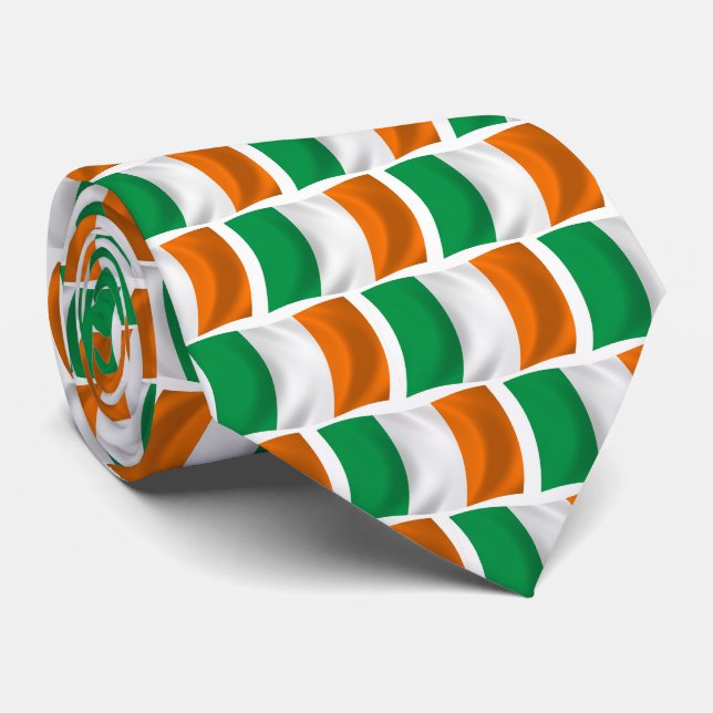 Irland Flagge Krawatte (Gerollt)