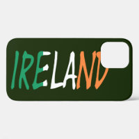 Irland überschneidet sich mit irischer Flagge