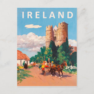Irland, Wohnwagen fährt auf dem Dorfweg Postkarte