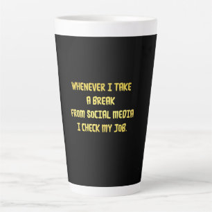 Ironische Arbeitsplatzprioritäten Milchtasse