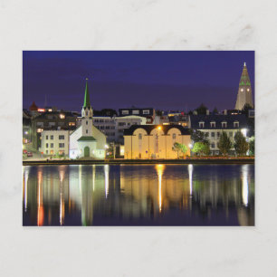 Island - August Mitternacht im Zentrum von Reykjav Postkarte