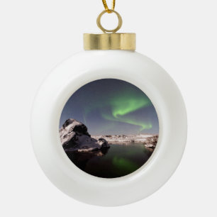 Island im Winter Keramik Kugel-Ornament