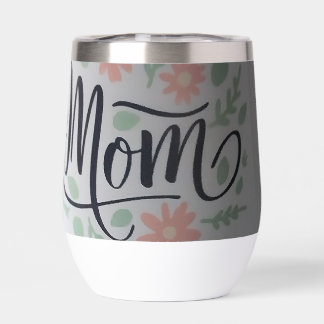 isolierter Becher verzaubert Mama