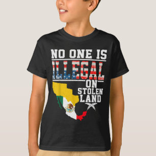Ist illegal auf gestohlenem Land Native Americans T-Shirt