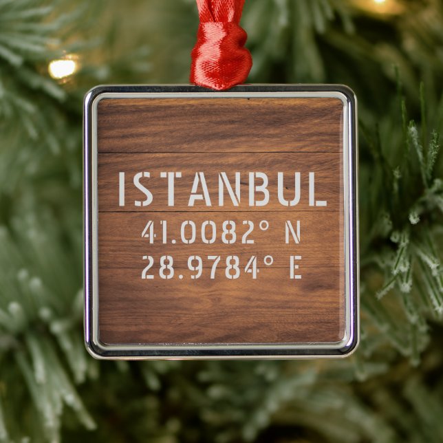Istanbul Latitude & Longitude Dark Wood Ornament Aus Metall (Baum)