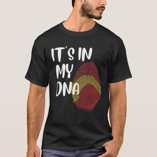 It s In My DNA Spanish Proud Español Spanish Flag T-Shirt (Vorderseite)