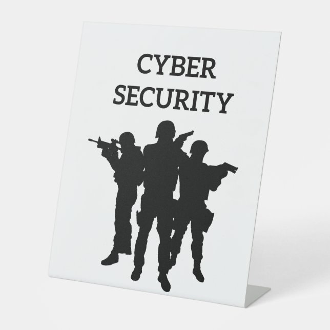 IT-Sicherheit: Der digitale Verteidigungskonflikt Sockelschild (Vorderseite)