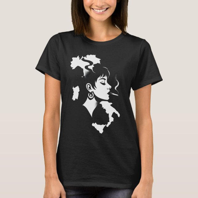 Italian Essence: Minimalist Woman Silhouette & Ita T-Shirt (Vorderseite)