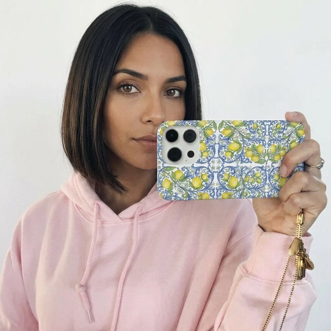 Italian Mediterranean Blue Tile Lemon Pattern iPhone Hülle (Italian Mediterranean Blue Tile Lemon Pattern iPhone 15 Pro Case)
