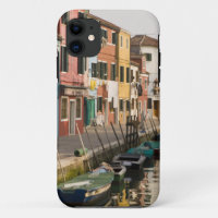 Italien, Burano. Farbige Häuser der Linie a