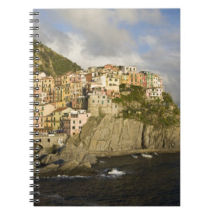 Italien, Cinque Terre, Manarola. Dorf auf der Klip Notizblock
