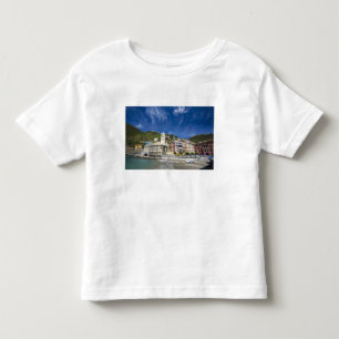 Italien, Cinque Terre, Vernazza, Hafen und Kirche Kleinkind T-shirt