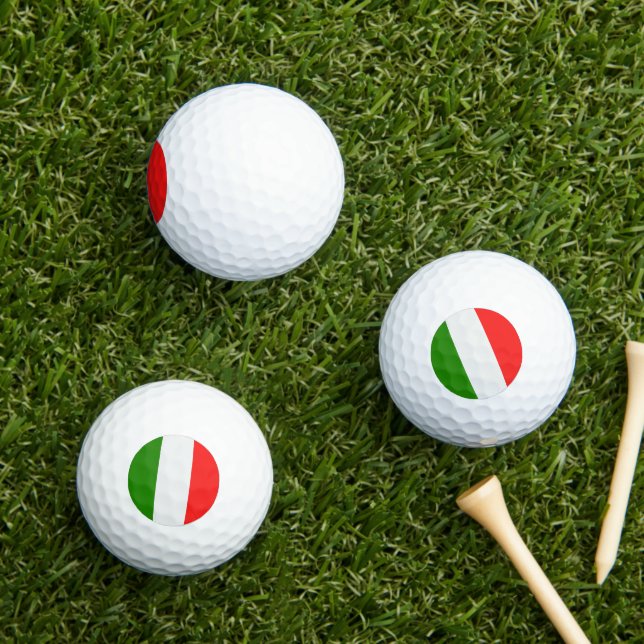 Italien, Flaggenfarben rot, weiß, grün, Golfball (Insitu Gras)