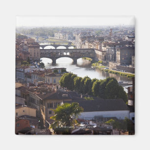 Italien, Florenz, Ponte Vecchio und der Arno Magnet