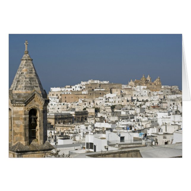 Italien, Ostuni, nahe Aussicht auf die Altstadt (Vorderseite (Horizontal))