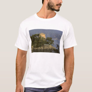 Italien, Portofino. Landschaftliches Leben T-Shirt