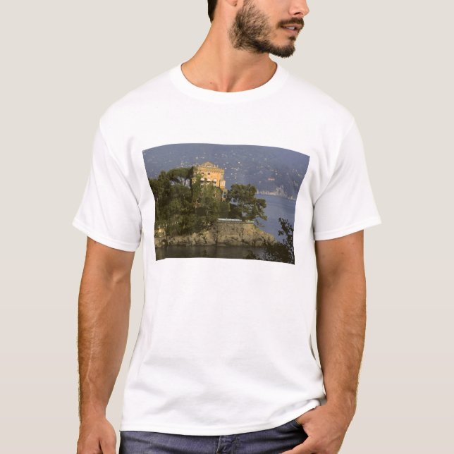 Italien, Portofino. Landschaftliches Leben T-Shirt (Vorderseite)