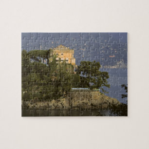 Italien, Portofino. Malerisches Leben an der Puzzle