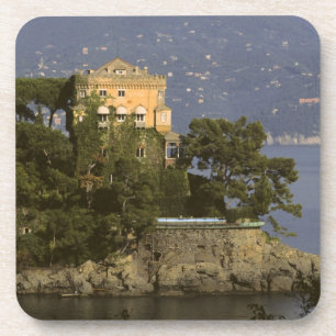 Italien, Portofino. Malerisches Leben an der Untersetzer