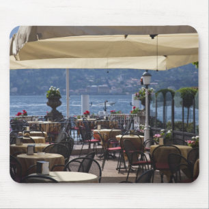 Italien, Provinz Como, Bellagio. Café am See. Mousepad