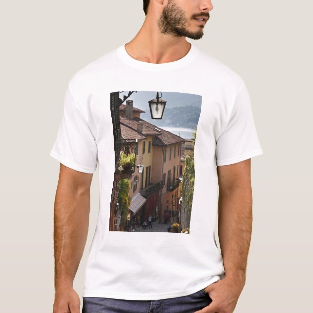 Italien, Provinz Como, Bellagio. Salita T-Shirt (Vorderseite)