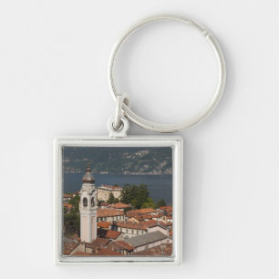 Italien, Provinz Como, Menaggio. Stadtansicht und Schlüsselanhänger