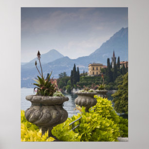 Italien, Provinz Lecco, Varenna. Villa Monastero, Poster