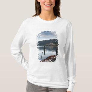 Italien, Provinz Novara, Orta San Giulio. Isola T-Shirt