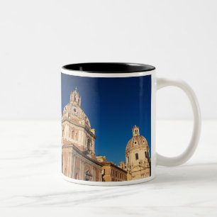 Italien, Rom, Kirche Santa Maria di Loreto und Zweifarbige Tasse