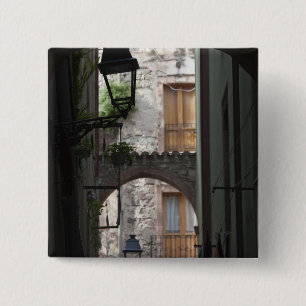 Italien, Sardinien, Bosa. Straßendetail. Button