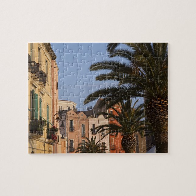 Italien, Sardinien, Cagliari. Gebäude und Palmen Puzzle (Horizontal)