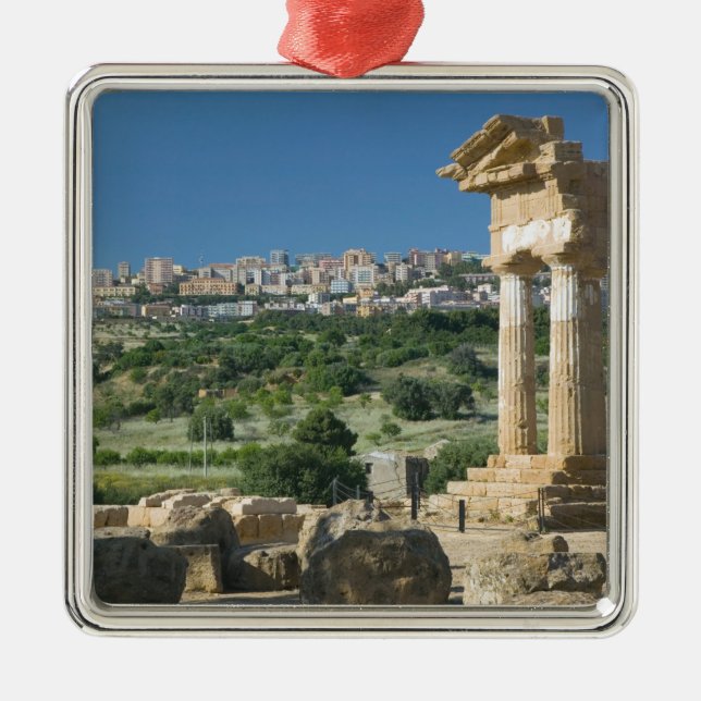 Italien, Sizilien, Agrigento, La Valle dei Templi, Silbernes Ornament (Vorne)