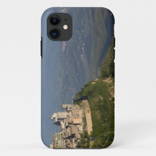 Italien, Sizilien, Enna, Stadtansicht von Rocca di iPhone 11 Hülle